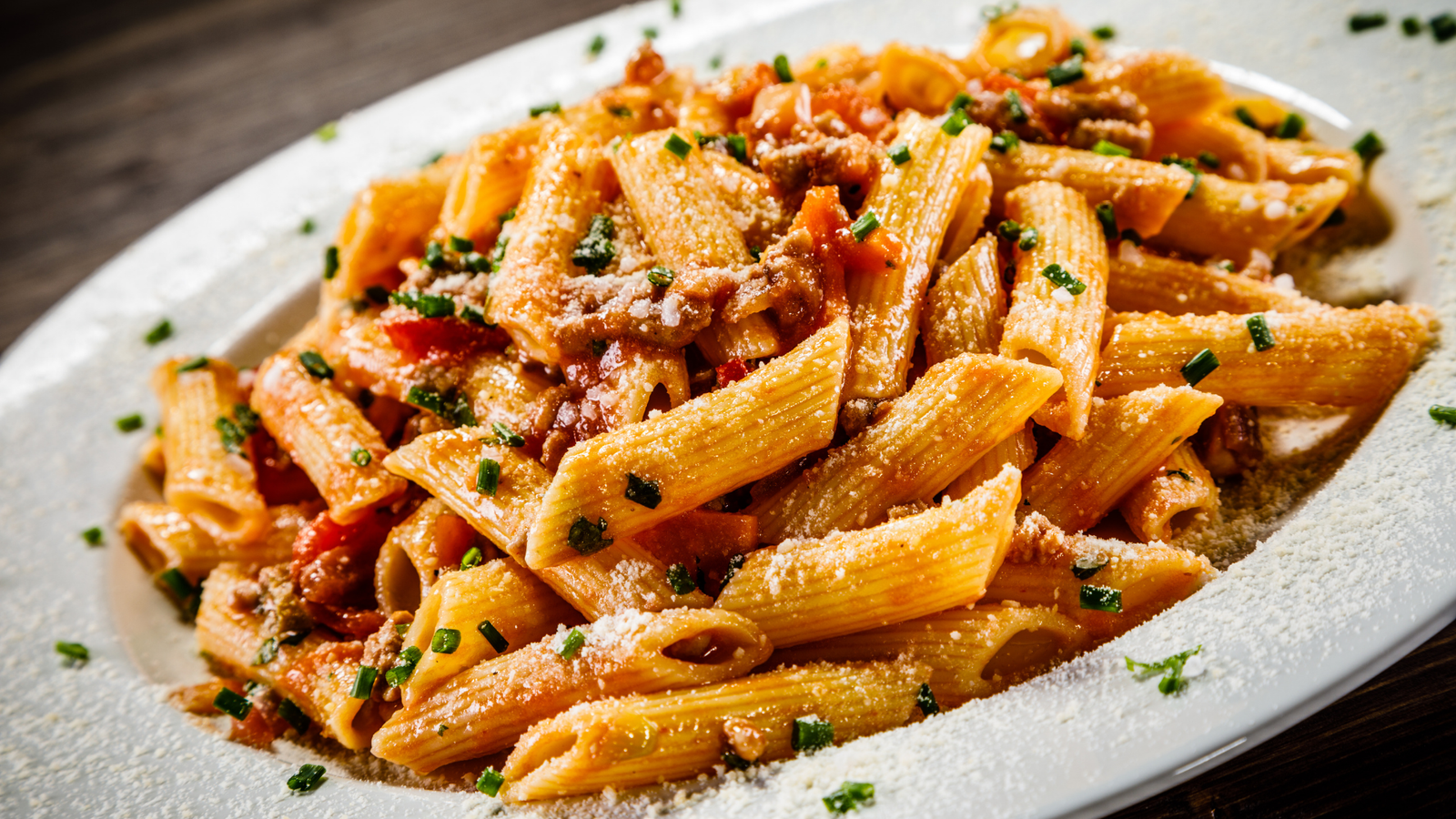 Receita Rápida de Penne Vegano com Molho de Vodka.