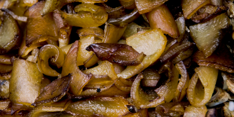 Raízes Caramelizadas com Xarope de Bordo_ Uma Receita Vegetariana Saborosa